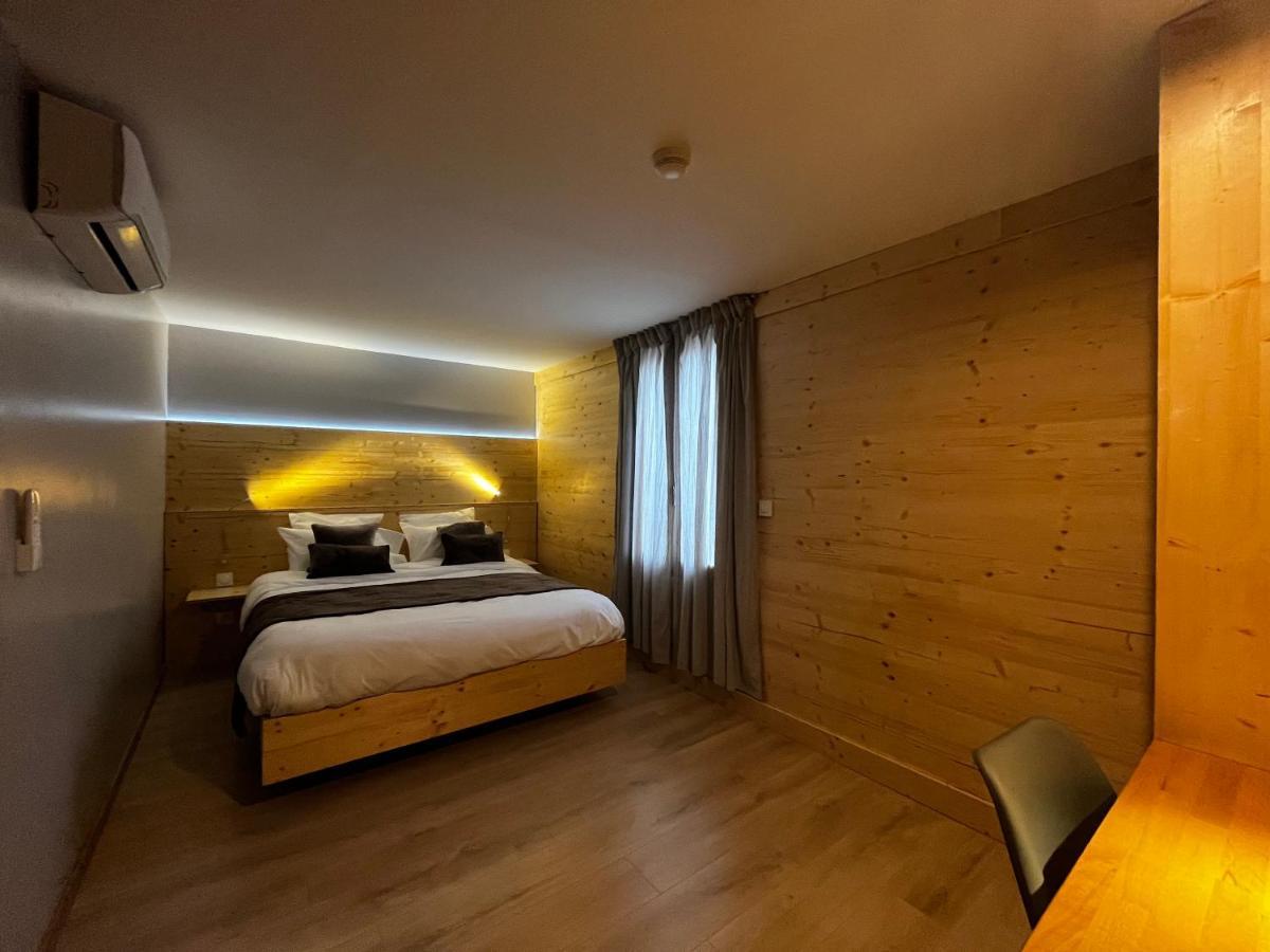 9Wagram Hotel Boutique Le Mans Exterior photo