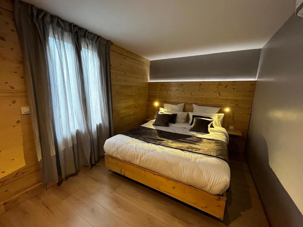 9Wagram Hotel Boutique Le Mans Exterior photo
